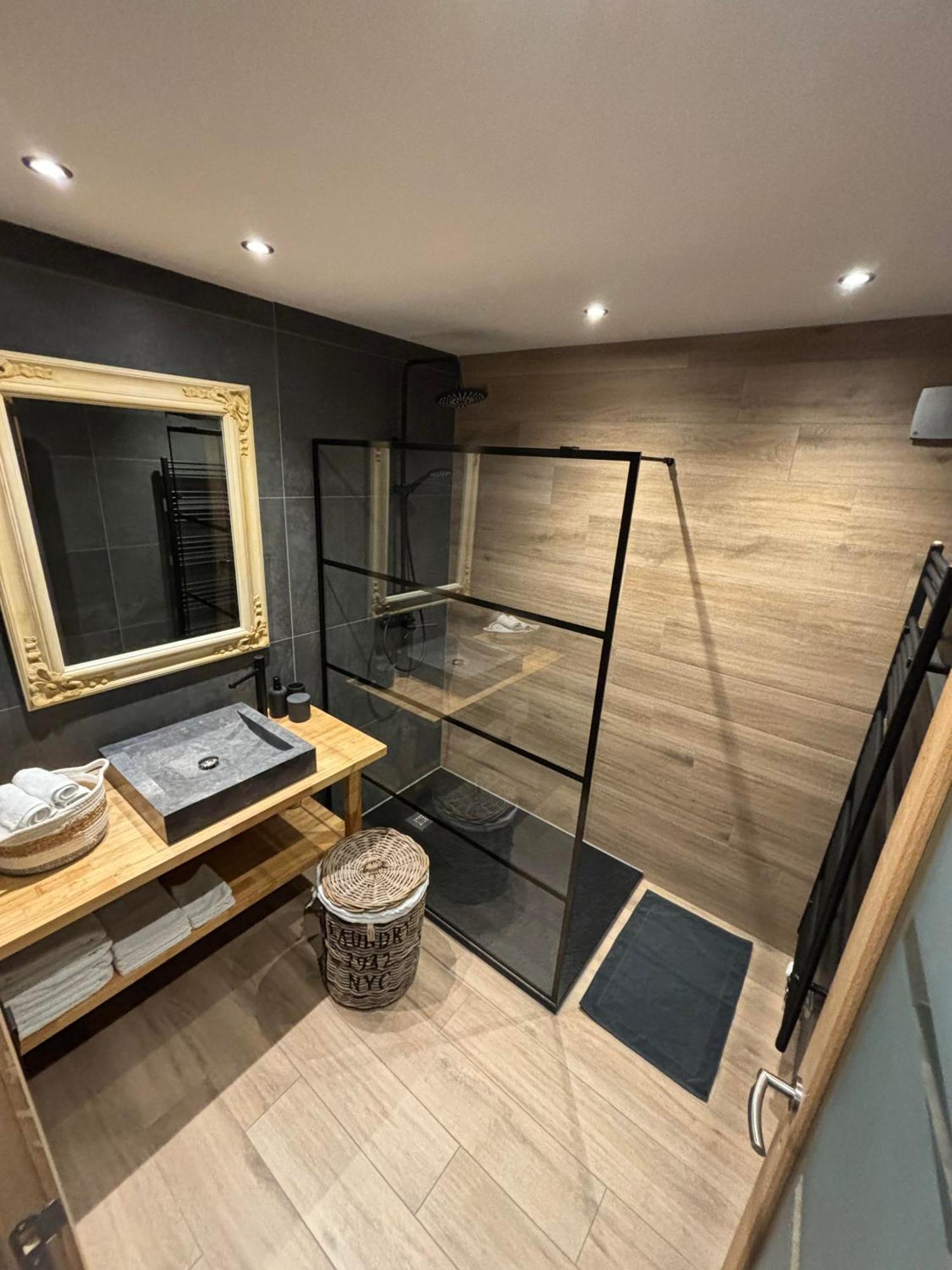 Guesthouse 66 ลอมเมล ภายนอก รูปภาพ